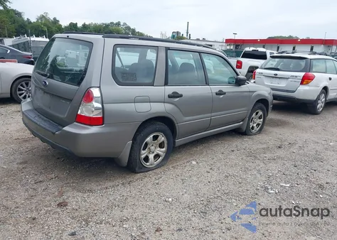 2006 Subaru Forester 2.5X z USA, uszkodzony, nr VIN JF1SG63676G700370